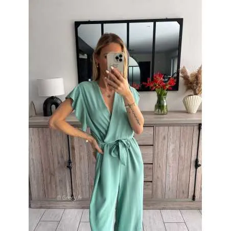 Combinaison Alba vert pastel taille élastique et ceinturée
