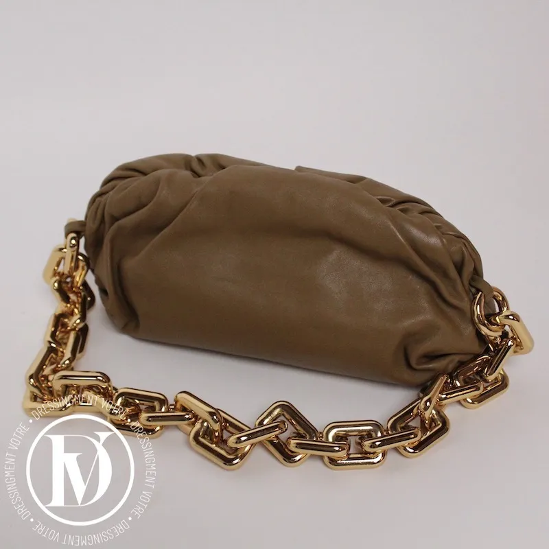 Sac The Chain Pouch en cuir marron – Bottega Veneta