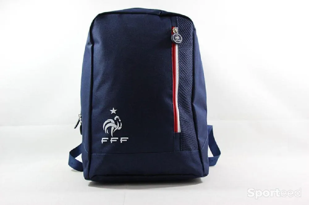 Sac à dos neuf Ajouté le : 09/03/2023